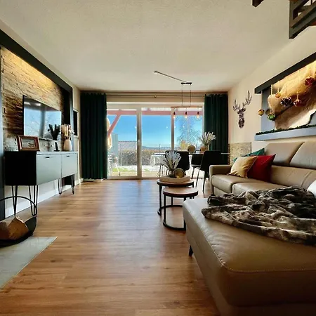 Luxurioeses, Renoviertes Haus Mit Garten, Gratis Wlan, Hund Willkommen Holiday home *